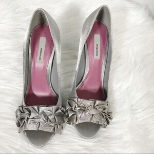 Maurice’s Open Toe kitten heels silver Shoes Size 8